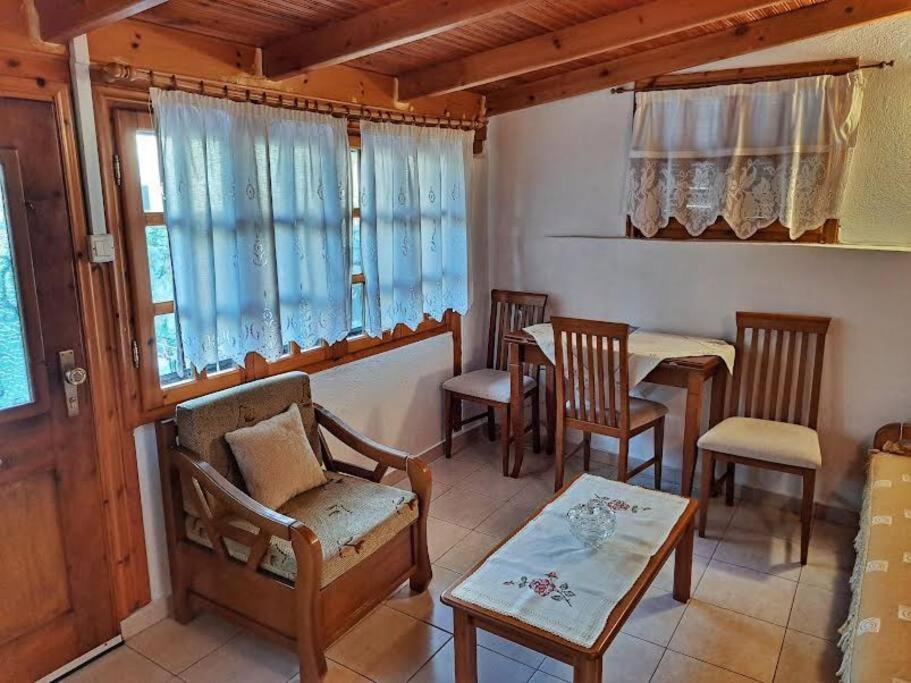 Panthea Cottage Stavroupoli Esterno foto